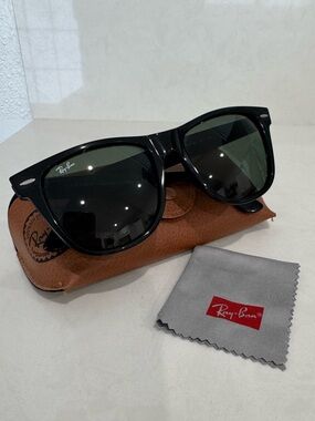 Near Mint RayBan RB2140 Classic Black Original Wayfarer Sunglasses 54-18 Unisex